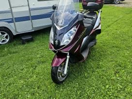 Peugeot Satelis 125cc, scooters / mopeds