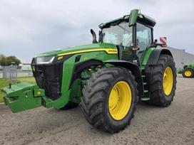 John Deere 8R370, tractors