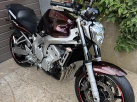 Yamaha FZ6 600cc, street / classic