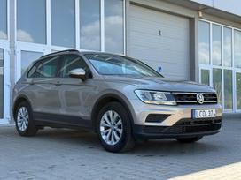 Volkswagen Tiguan, 2.0 l., Внедорожник / Кроссовер