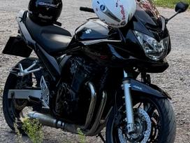Suzuki GSF (Bandit) 650cc, street / classic