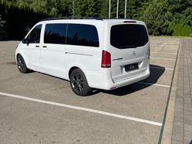 Mercedes-Benz Vito, 2.0 l., passenger minibus
