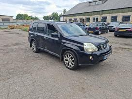 Nissan X-Trail dalimis. Engine code m9r gearbox code at color code g41