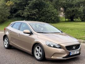 Volvo V40, 1.6 l., hatchback