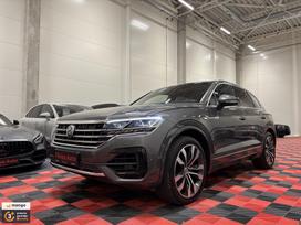 Volkswagen Touareg, 3.0 l., Внедорожник / Кроссовер