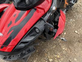 Can-Am Spyder 1000cc, трициклы