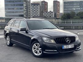 Mercedes-Benz C180, 2.1 l., universalas