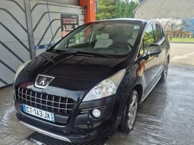 Peugeot 3008, 2.0 l., off-road / crossover