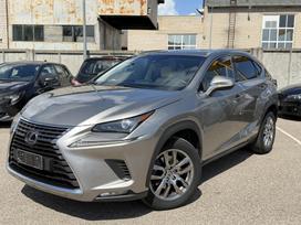 Lexus NX 300h, 2.5 l., off-road / crossover
