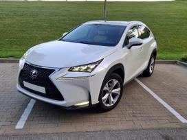 Lexus NX 300h, 2.5 l., off-road / crossover