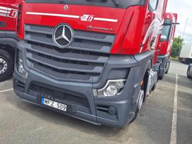 Mercedes-Benz Actros 1845, 2 miegamosios vietos