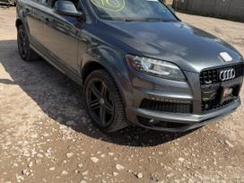Audi Q7, 3.0 l., off-road / crossover