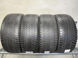 Goodyear Ultragrip 8 performance//MO, winter 245/45 R18