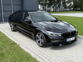 BMW 750, 4.4 l., Седан
