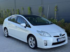 Toyota Prius, 1.8 l., hečbekas