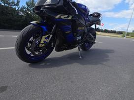 Yamaha R1 1000cc, superbikes