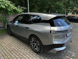 BMW iX, Внедорожник / Кроссовер