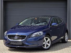 Volvo V40, 2.0 l., Хэтчбек