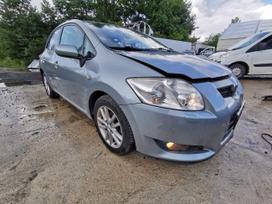Toyota Auris dalimis. 2026 8 19 pigios dalys