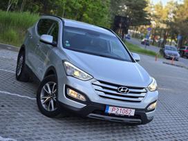 Hyundai Santa Fe, 2.2 l., off-road / crossover