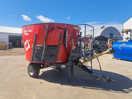 Metal-Fach T659/2, кормосмесители / кормораздатчики