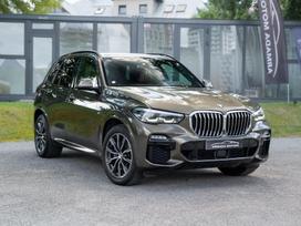 BMW X5, 3.0 l., off-road / crossover