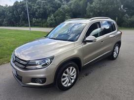 Volkswagen Tiguan, 2.0 l., off-road / crossover