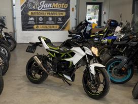 Kawasaki Z 125cc, street / классические