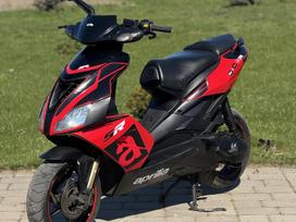 Aprilia SR 49cc, motoroleriai / mopedai