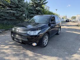 Mitsubishi Outlander, 2.0 l., Внедорожник / Кроссовер