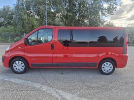 Renault Trafic, 2.0 l., passenger minibus