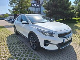Kia XCeed, 1.4 l., off-road / crossover