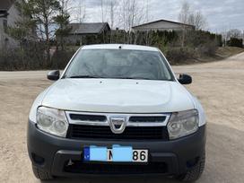 Dacia Duster, off-road / crossover