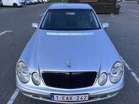 Mercedes-Benz E220, 2.2 l., saloon / sedan