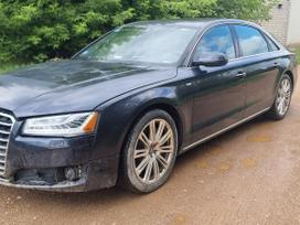 Audi A8, 4.0 l., sedanas