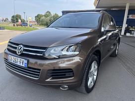 Volkswagen Touareg, 3.0 l., off-road / crossover