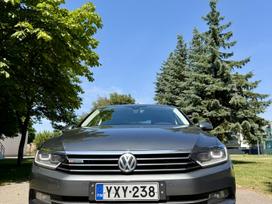 Volkswagen Passat, 2.0 l., saloon / sedan