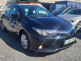 Toyota Auris, 1.8 l., Универсал