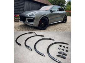 Porsche Cayenne dalimis. Cayenne gts paketo arkos ir slenksciai pp auksciausios