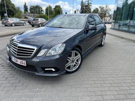 Mercedes-Benz E220, 2.2 l., Седан