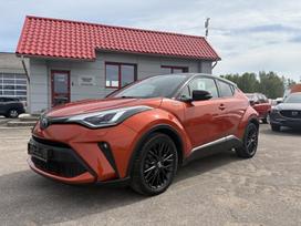Toyota C-HR, 2.0 l., off-road / crossover