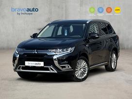 Mitsubishi Outlander, 2.4 l., off-road / crossover