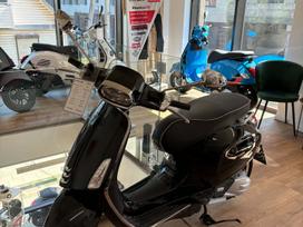 Piaggio Vespa 125cc, motoroleriai / mopedai