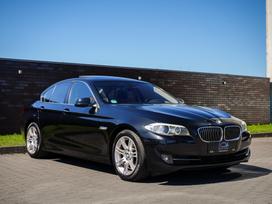 BMW 520, 2.0 l., saloon / sedan
