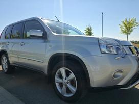 Nissan X-Trail, 2.0 l., Внедорожник / Кроссовер