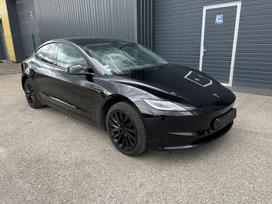 Tesla Model 3, 60 кВт·ч, Седан