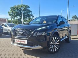 Nissan X-Trail, 1.5 l., off-road / crossover