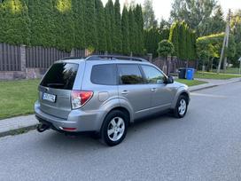 Subaru Forester, 2.0 l., off-road / crossover