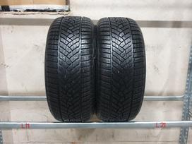Goodyear UltraGripPerformance apie 9mm, winter 235/50 R17