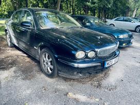 Jaguar X-Type, 2.0 l., saloon / sedan